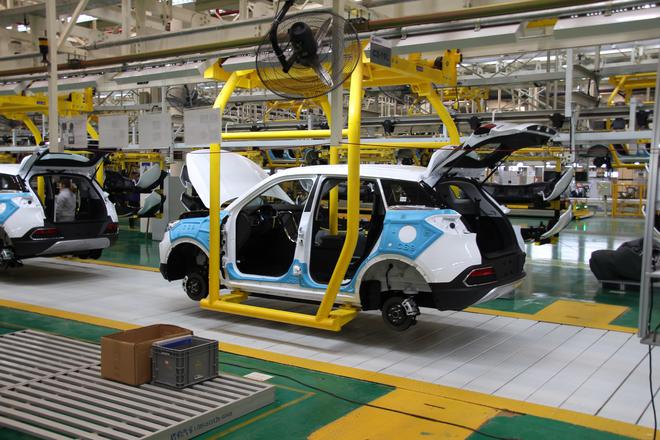 工況續(xù)航255km 獵豹CS9 EV長沙工廠下線 新能源領域再添新軍